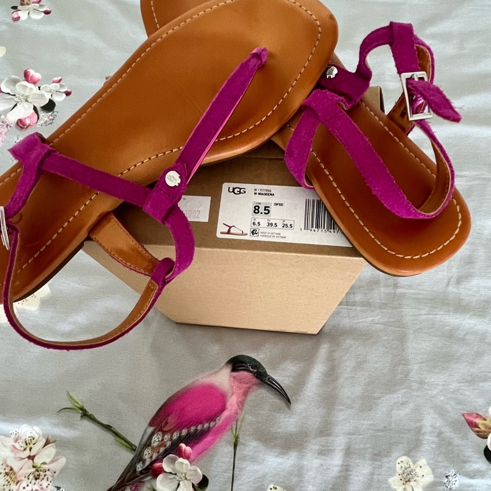 UGG Madeena sandals size 8.5